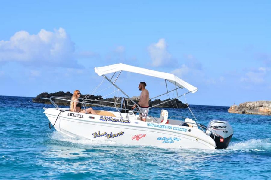 Mellieha: Private Boat Trip for 5 people to Comino & Blue Lagoon
