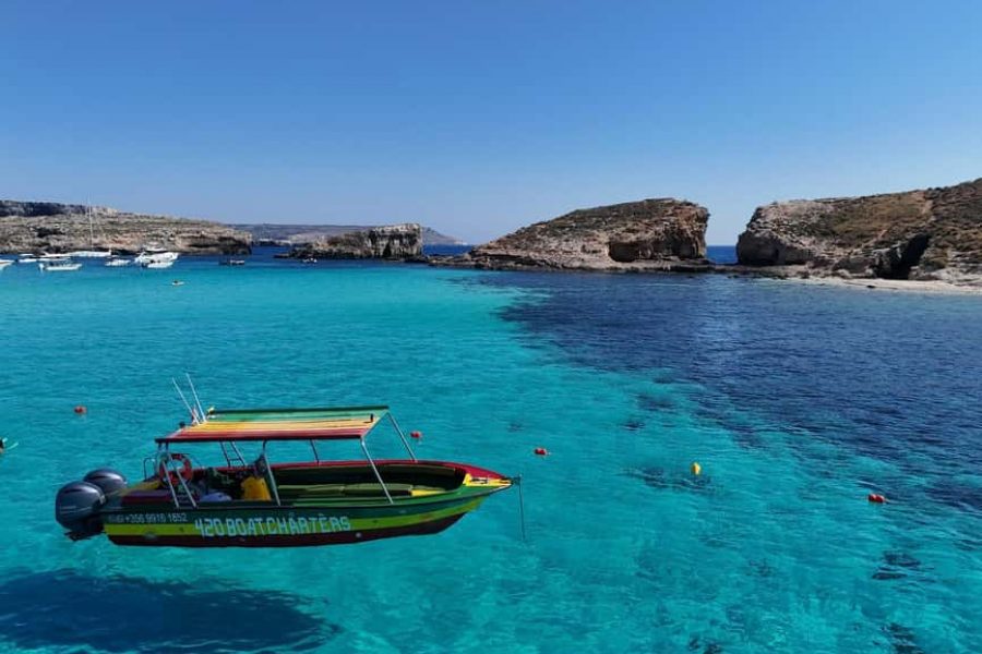 Mellieha: Blue Lagoon, Comino & Crystal Lagoon Private Speedboat Malta