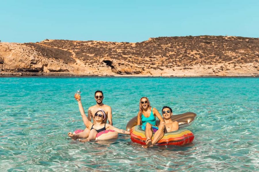 Mellieha: 4 hour Private Charter to Comino & Gozo