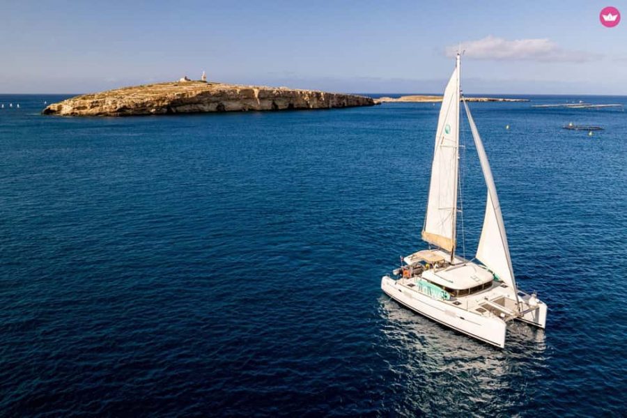 Ta Xbiex: Private Catamaran Charter to Comino & Surroundings